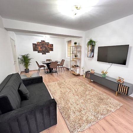 Sun Apartments Otopeni Zewnętrze zdjęcie
